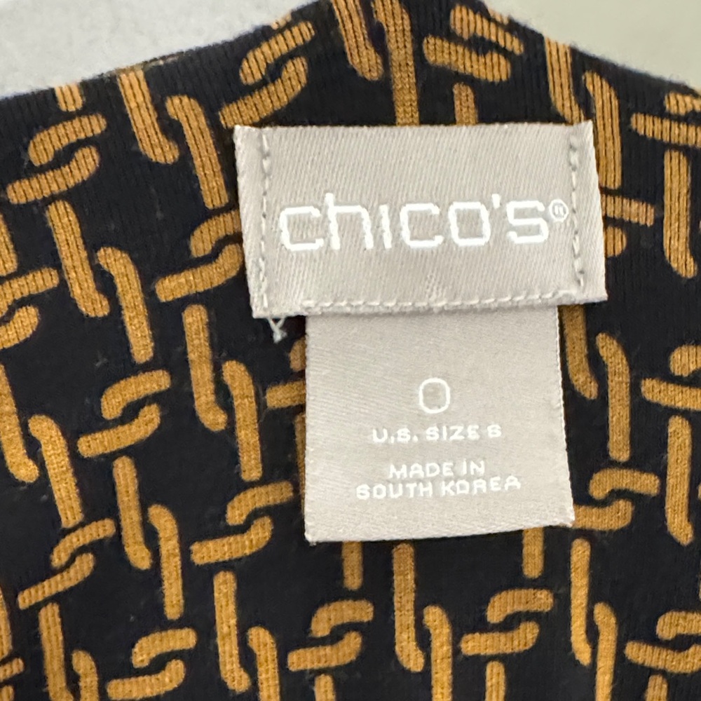 Chico's Black and Tan Geometric Long Sleeve Top Chico size 0 (US size 8) - Picture 4 of 4